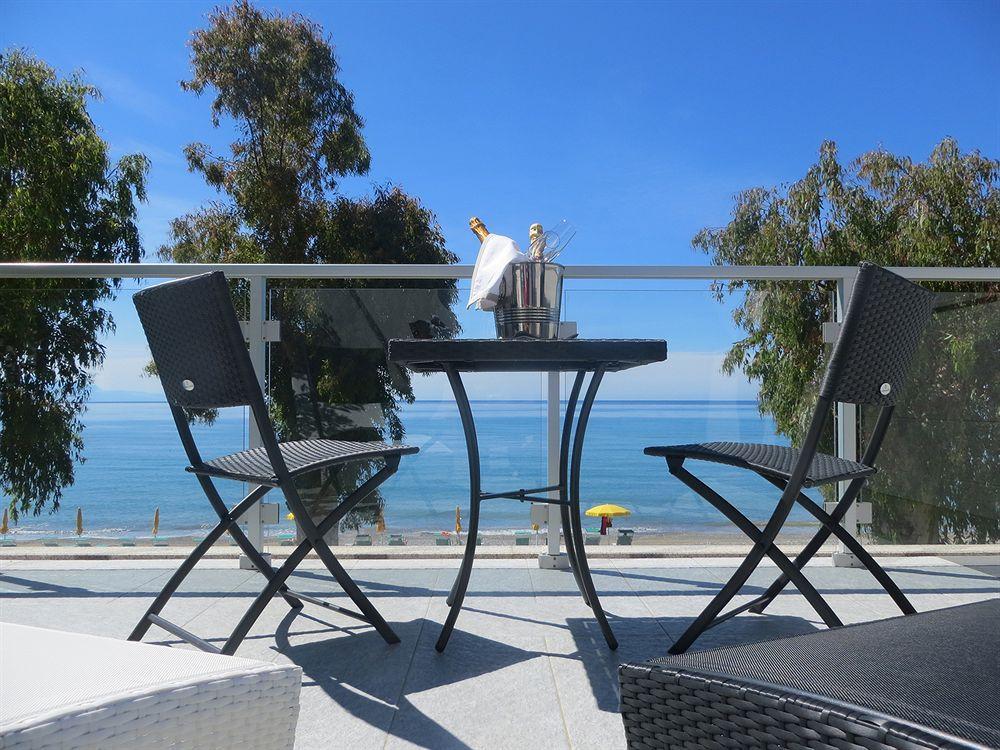 Hotel Eden Park Cilento Ispani エクステリア 写真